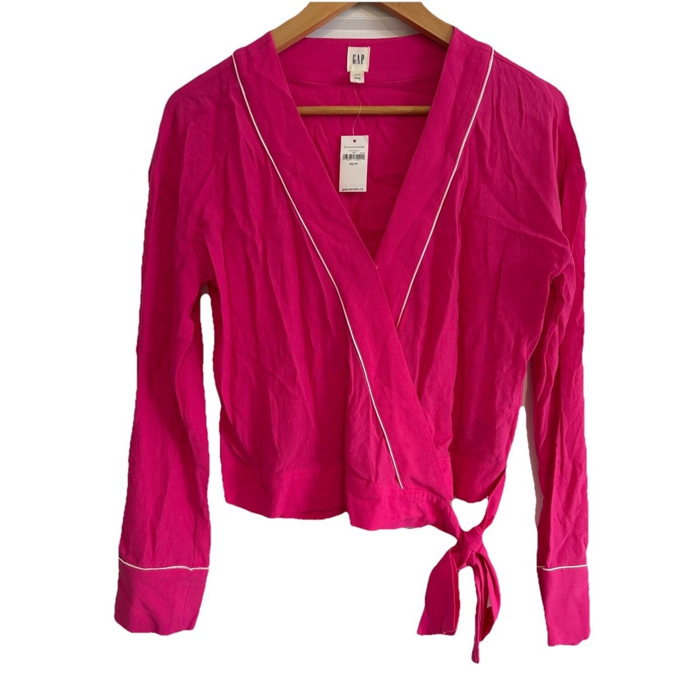 NWT Gap Fuchsia Pink Wrap CHIC Blouse Top XS Long Sleeve V-Neck Tie Front Crepe
